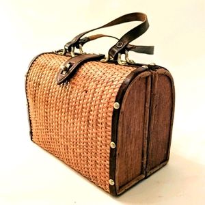 Vintage wicker purse